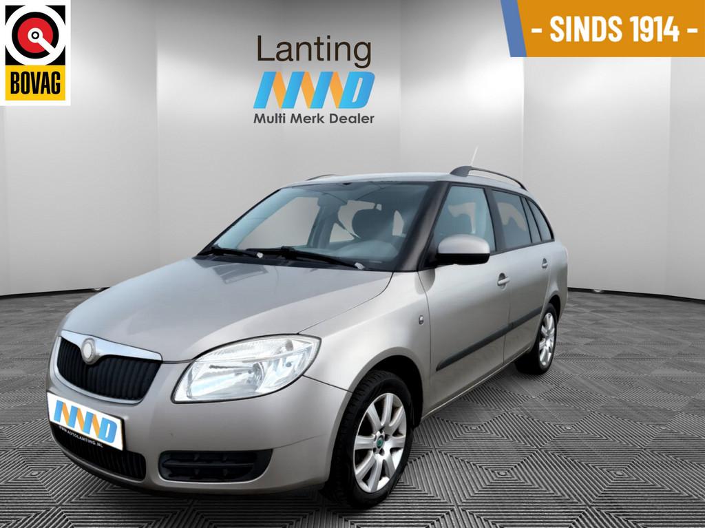 Skoda Fabia Combi 1.4-16V Ambition Business Line, Voorwielaandrijving, Euro 5, Zwart, 4 cilinders