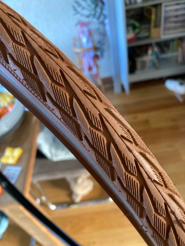 Schwalbe Delta Cruiser Plus Buitenband bruin 28x1.40-700x35c, Fietsen en Brommers, Fietsonderdelen, Ophalen, Band, Nieuw, Rubber