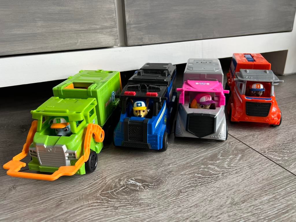 Truck vrachtwagens paw patrol zuma skye rocky chase, Kinderen en Baby's, Speelgoed | Actiefiguren, Ophalen of Verzenden, Zo goed als nieuw
