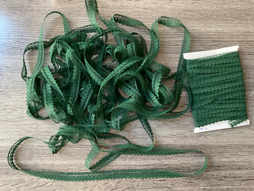 Nr105) Aanbieding  donker groen vintage kant 10 m € 3,50, Verzenden, Nieuw, Kant
