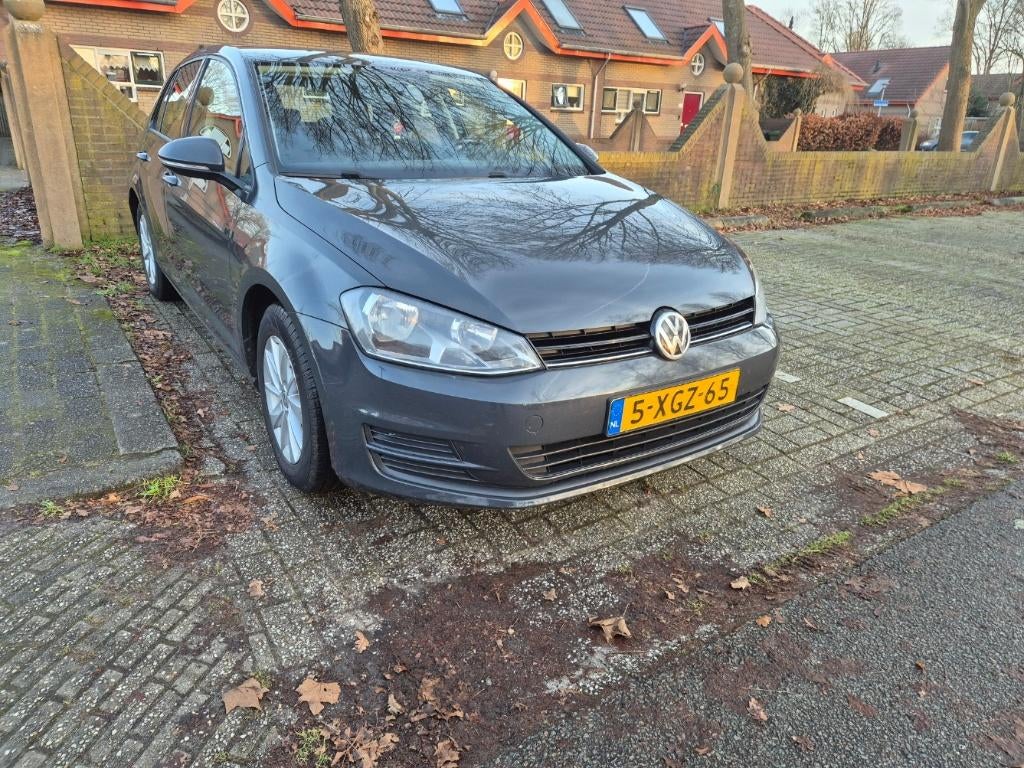 LPG! Volkswagen Golf 1.2 TSI LPG 63KW 5D 2014 Grijs, Voorwielaandrijving, Stof, 4 cilinders, 610 kg