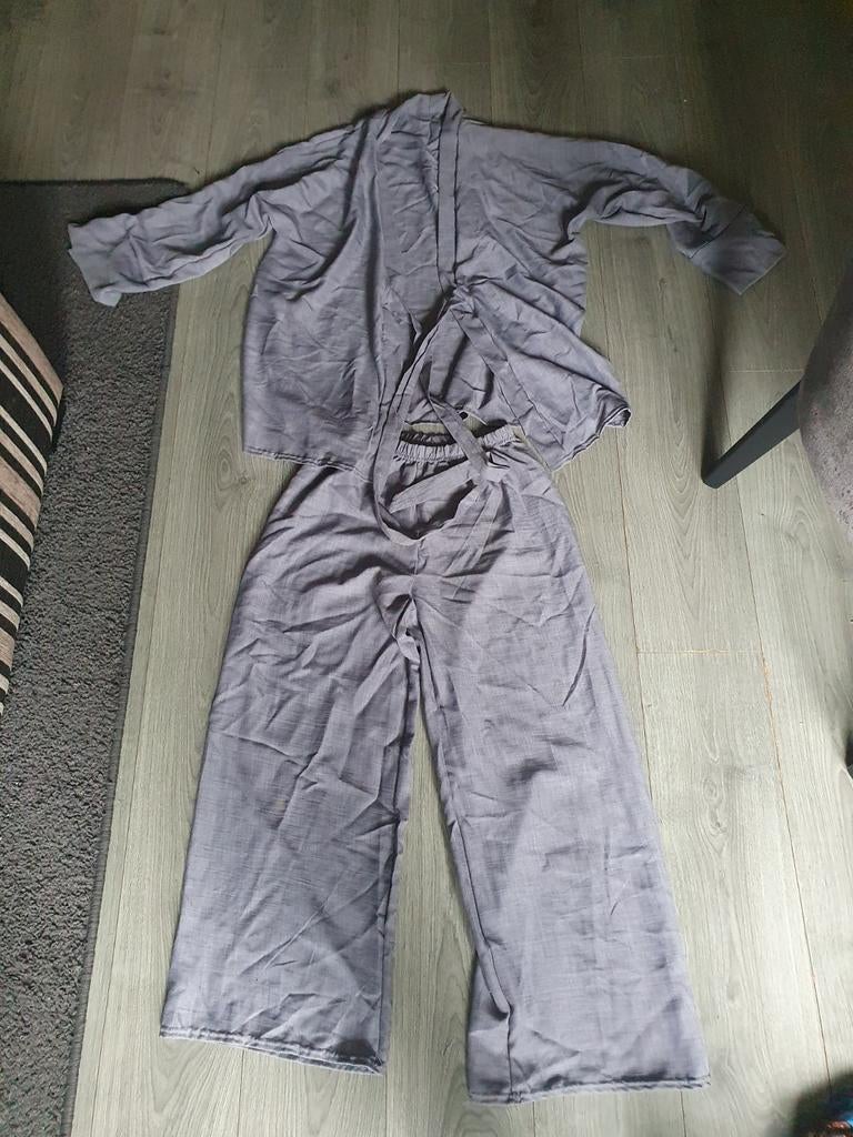 2 delig set maat m/l, Ophalen of Verzenden, Zo goed als nieuw