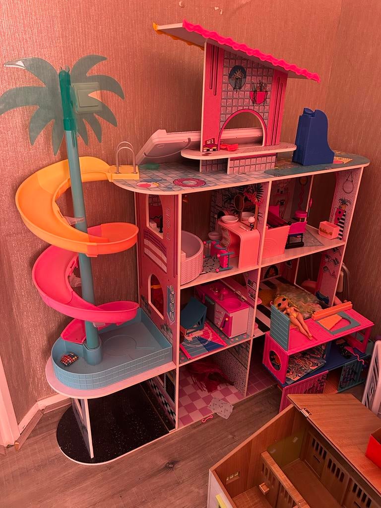 Groot LOL huis met Zwembad en Glijbaan, Ophalen, Gebruikt, Overige typen