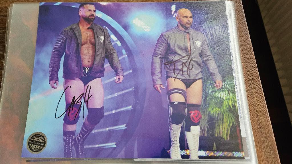 WWE AEW wrestling foto's met handtekening, Ophalen of Verzenden, Nieuw, Tv, Foto of Kaart