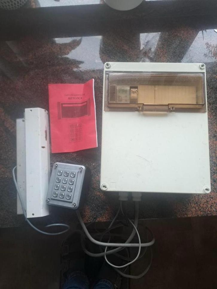 Keylock Toegangscontrole Systeem met Codeklavier, Ophalen