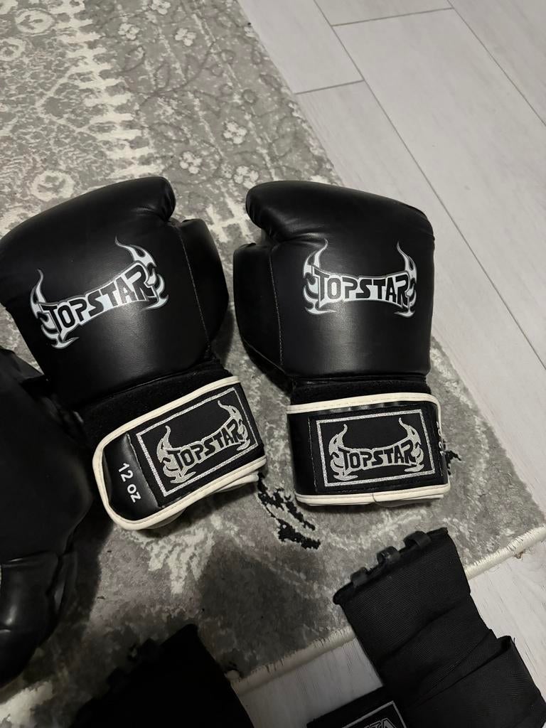 Bokshandschoenen, Hoofdbeschermer & Bandages Set, Ophalen of Verzenden, Zo goed als nieuw