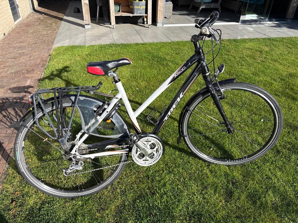 Nette trekkingfiets Trek X600 21 versnellingen 50 framemaat, Fietsen en Brommers, Gebruikt, 47 tot 50 cm, Versnellingen, Ophalen