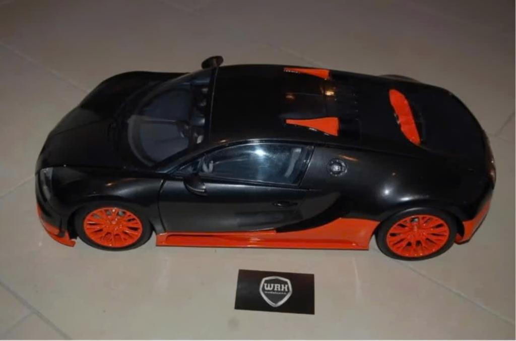 TOP DEAL !! 1:8 BUGATTI VEYRON 16.4 carbon orange Altaya WRH, Hobby en Vrije tijd, Modelauto's | 1:5 tot 1:12, Ophalen, Zo goed als nieuw