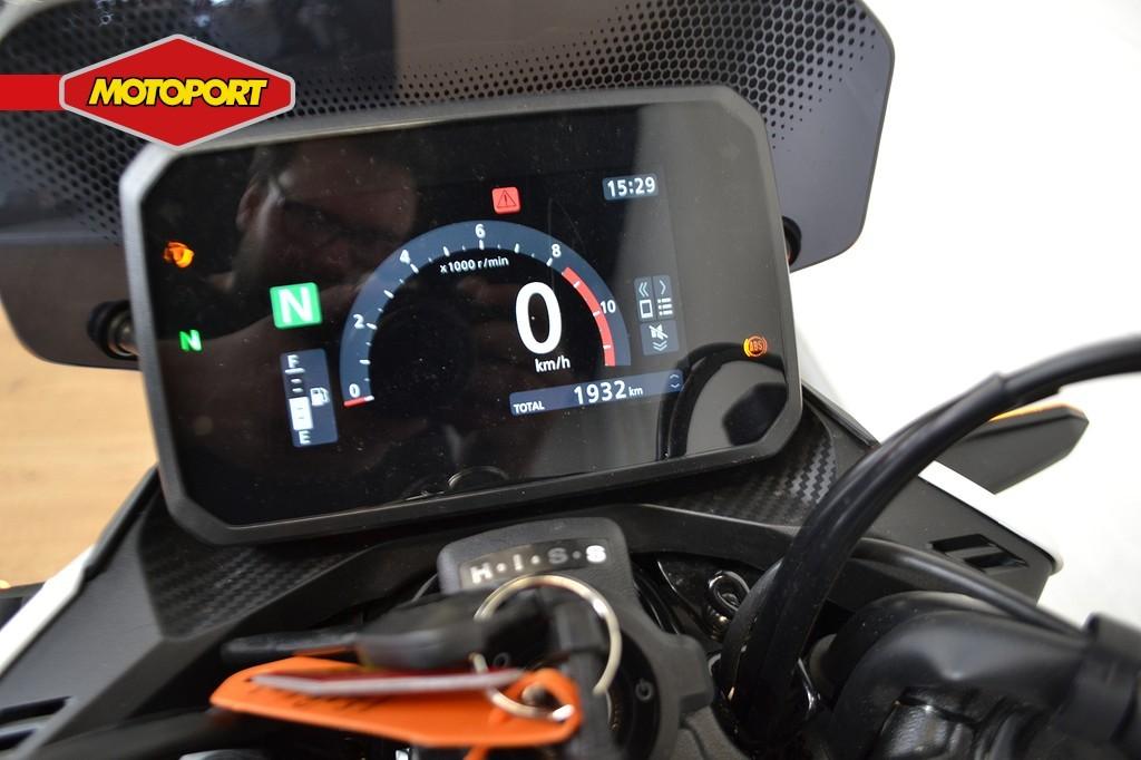 Honda CB 500 Hornet (bj 2024), Dorneveld 180-184
B-1731  Zellik, BE, Honda Motor Europe, Bedrijf, Hlcbepccnl@honda-eu.com