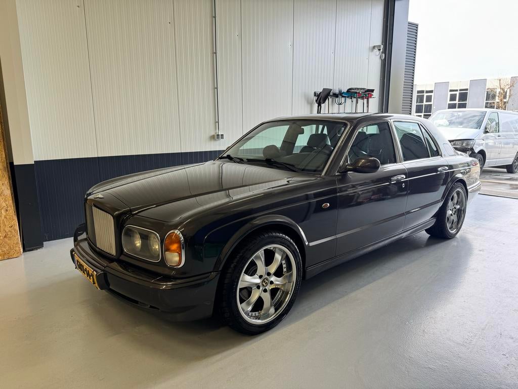 Bentley Arnage 4.4 AUT 1999 Bruin, Auto's, Bentley, Automaat, Achterwielaandrijving, 8 cilinders, Bruin
