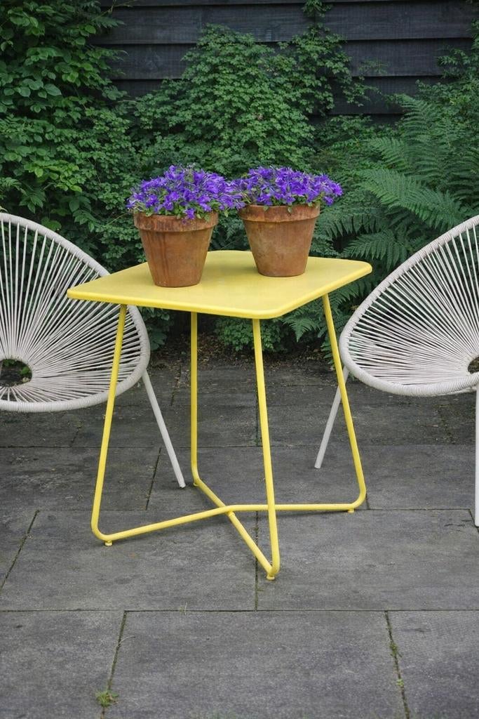 Gele ijzeren tuintafel, Ophalen, Overige materialen