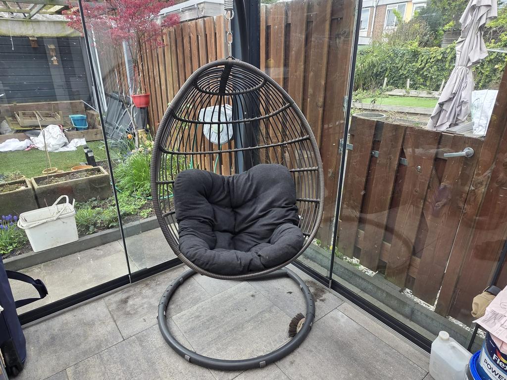 Hangstoel antraciet, Tuin en Terras, Tuinstoelen, Zo goed als nieuw, Rotan, Ophalen