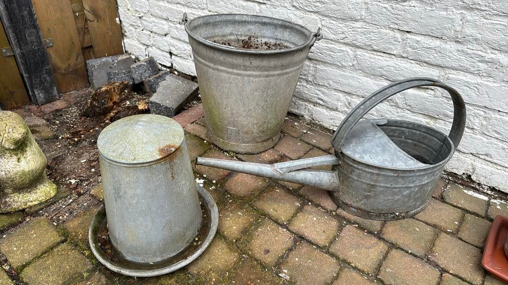 Lot oud zink, Ophalen