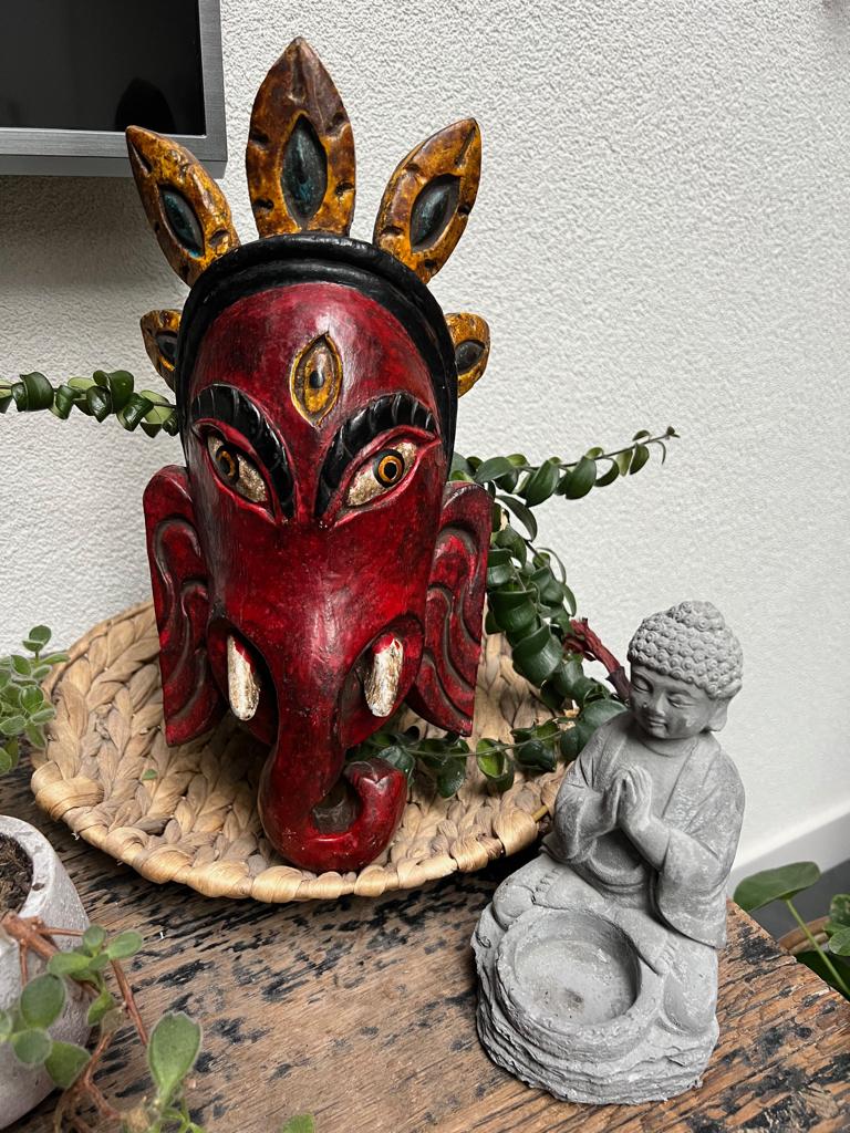 Ganesh houtsnijwerk masker boeddha olifant Ganesha uniek, Huis en Inrichting, Woonaccessoires | Boeddhabeelden, Verburgt Vintage