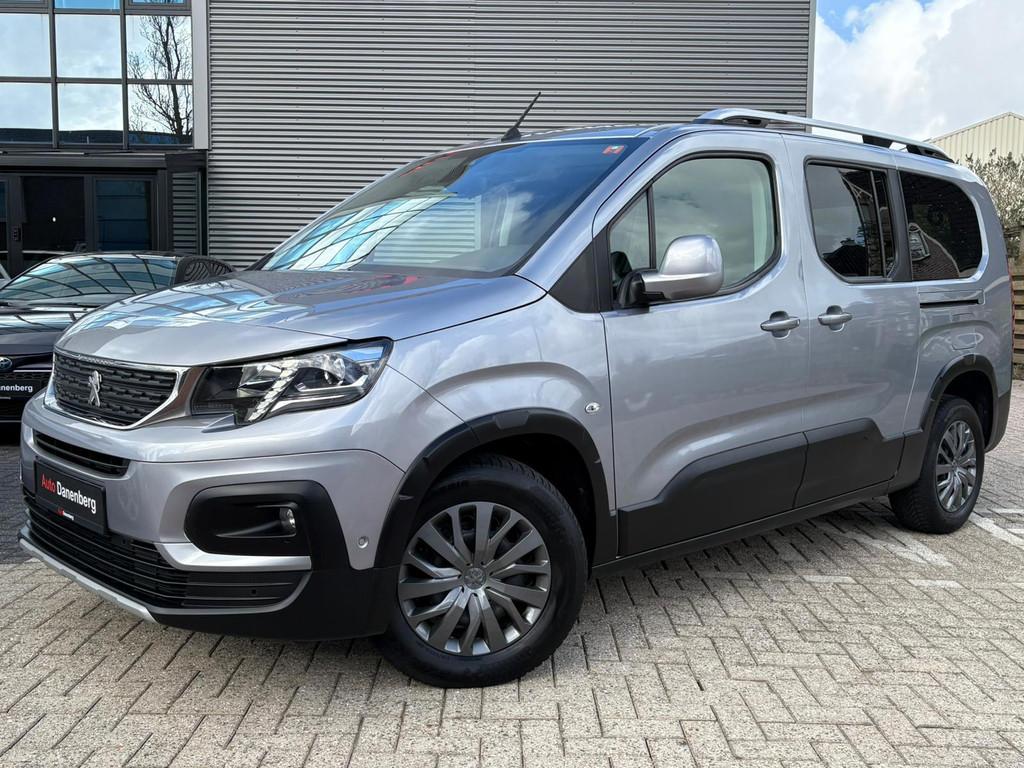 Peugeot Rifter Long 1.2 Puretech LONG Allure 7p AUTOMAAR,CAM, Auto's, Stof, Zwart, 1199 cc, 7 stoelen