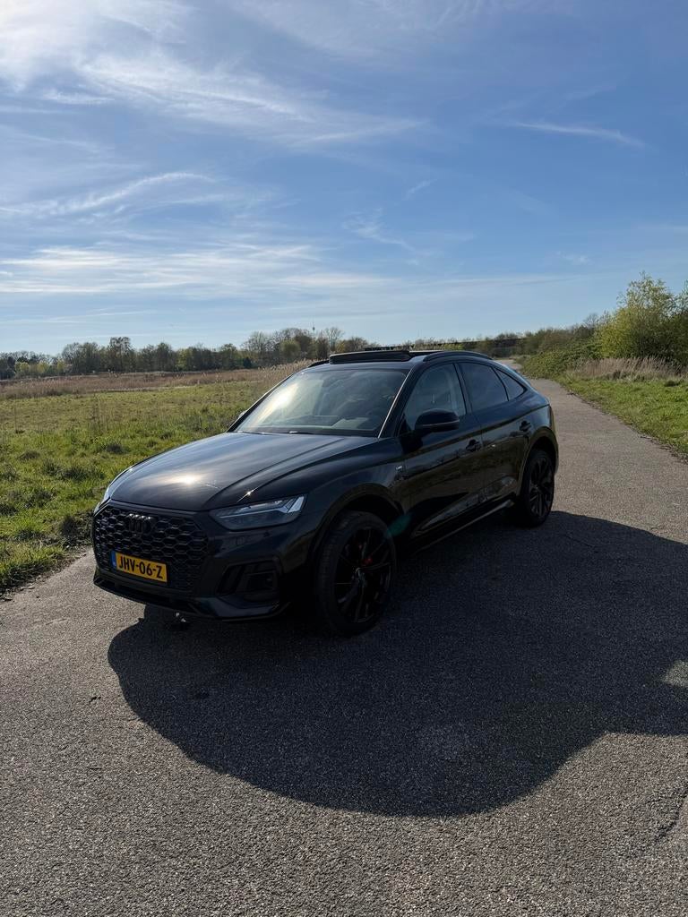 Audi Q5 Sportback 40 TDI Quattro S-Line Pano Matrix Full, Automaat, 4 cilinders, Q5, Zwart