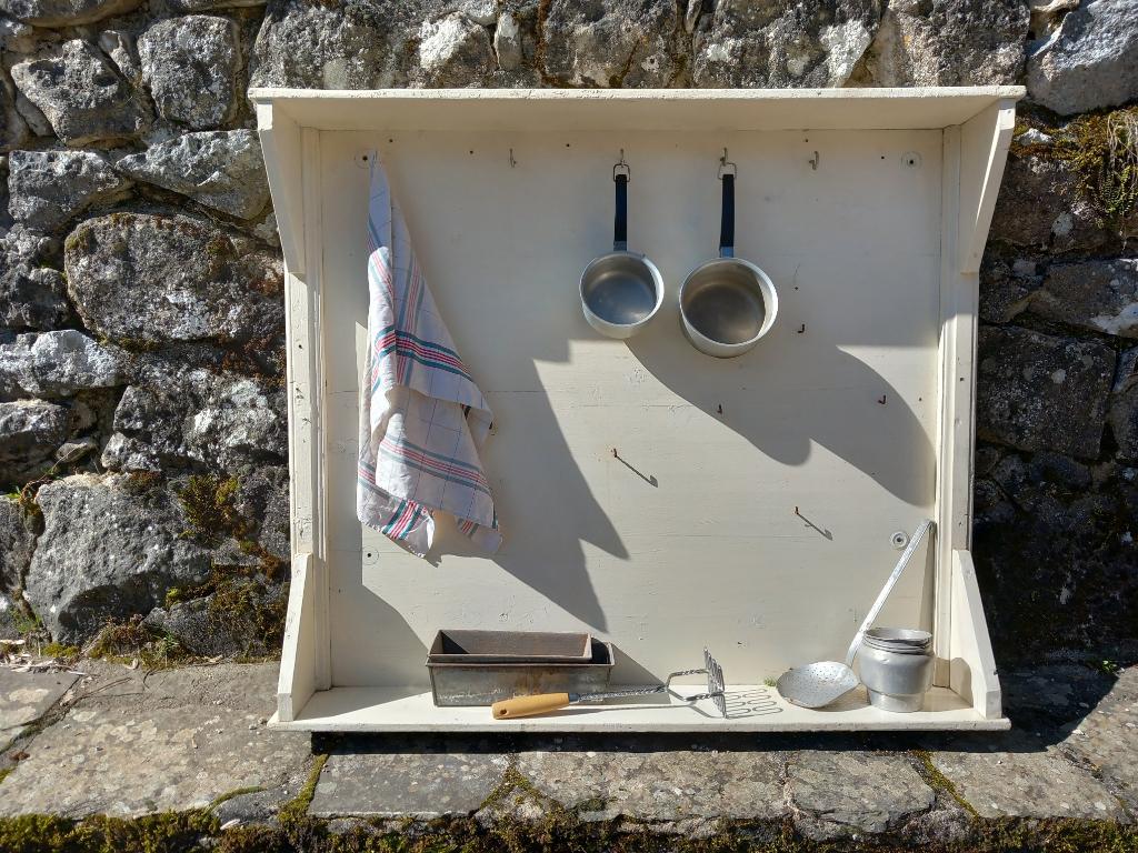 groot wandrek xl voor pannen & meer regaal uit Franse keuken, Ophalen