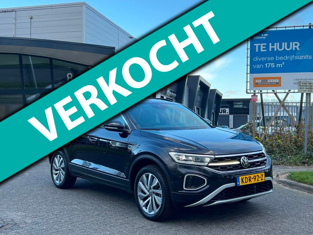 Volkswagen T-ROC 1.5 TSI Style DSG-7 LED NAVI!, Stof, 1498 cc, 4 cilinders, 150 pk