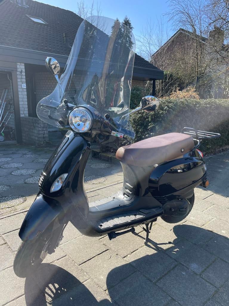 Btc Riva Vespa Scooter goede staat weinig km, Gebruikt, Btc, Benzine, Nvt