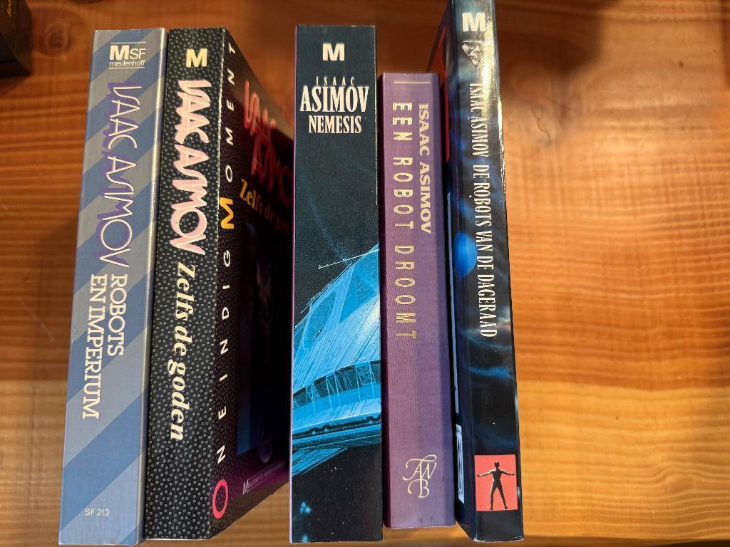 Isaac Asimov – Robots, Nemesis & Zelfs de Goden, Boeken, Ophalen of Verzenden, Zo goed als nieuw, Isaac Asimov