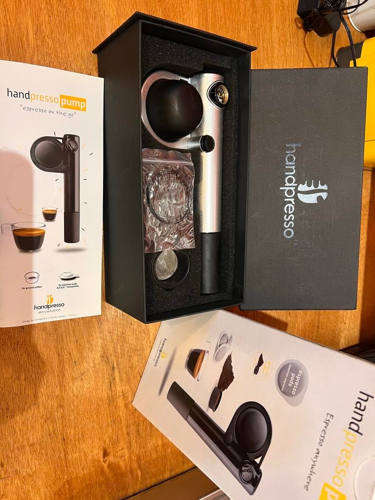 Handpresso draagbaar espresso apparaat, wat onderhoud nodig, Gebruikt, Espresso apparaat, Ophalen of Verzenden, 1 kopje