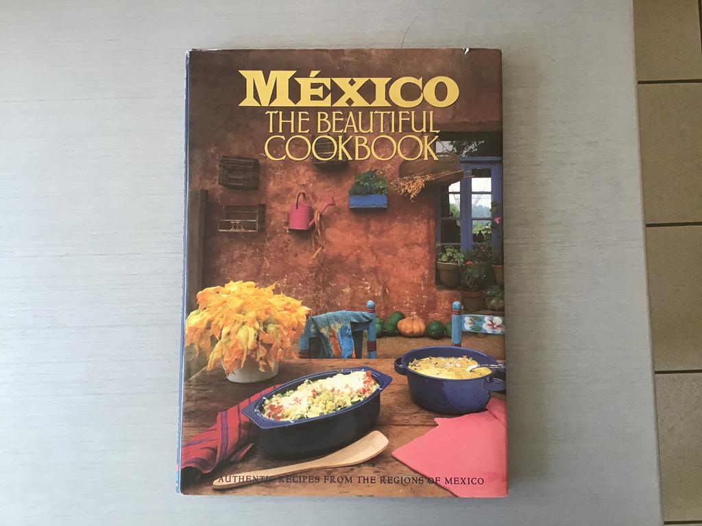 México The Beautiful Cookbook; Authentic Recipes; €30,00, Boeken, Kookboeken, Zuid-Amerika, Hoofdgerechten, Susanna Palazuelos