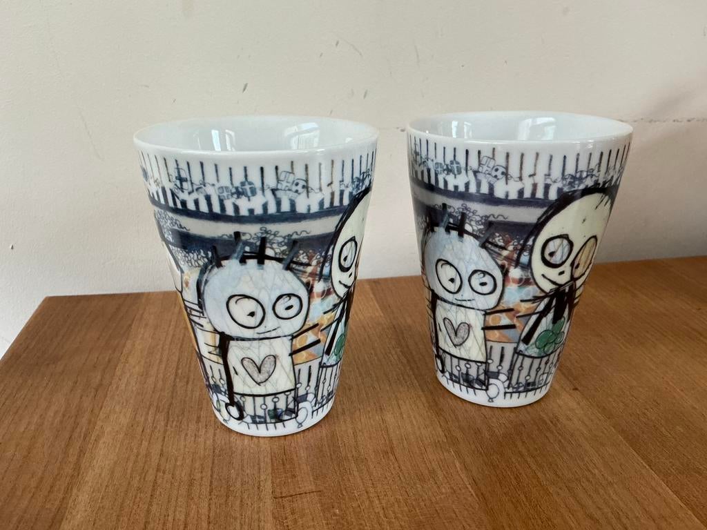 2 Poul Pava bekers - Be friends, Huis en Inrichting, Ophalen of Verzenden, Zo goed als nieuw, Overige stijlen, Kop(pen) en/of Schotel(s)