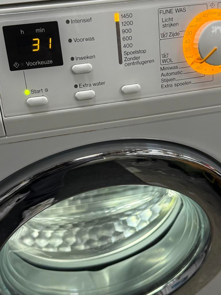 MIELE WASMACHINE  IZGS, Witgoed en Apparatuur, Wasmachines, Zo goed als nieuw, Voorlader, 6 tot 8 kg, 85 tot 90 cm, 1200 tot 1600 toeren