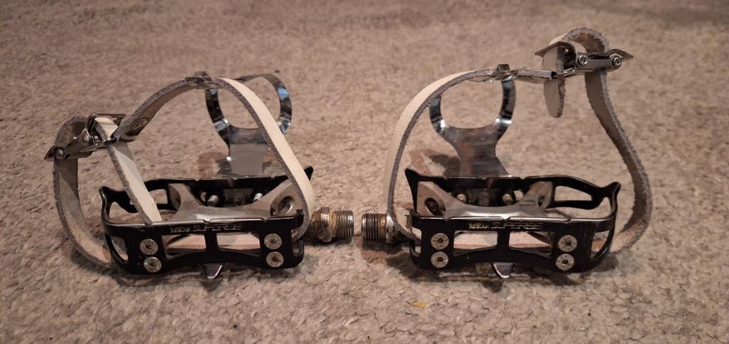 Set vintage suntour superbe pedalen incl toeclips riempjes, Fietsen en Brommers, Fietsonderdelen, Ophalen, Gebruikt, Crankstel of Pedalen