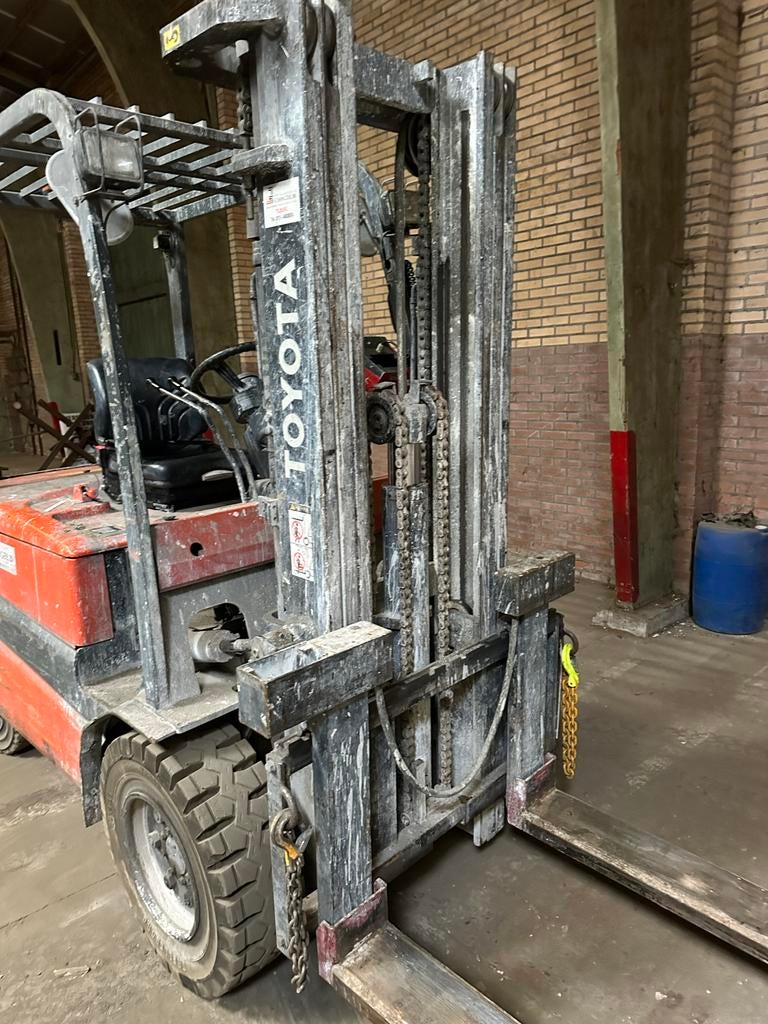 Toyota TBMF 30  3 ton heftruck met weeglepels €4900,00, Ophalen, Elektrisch, Overige typen
