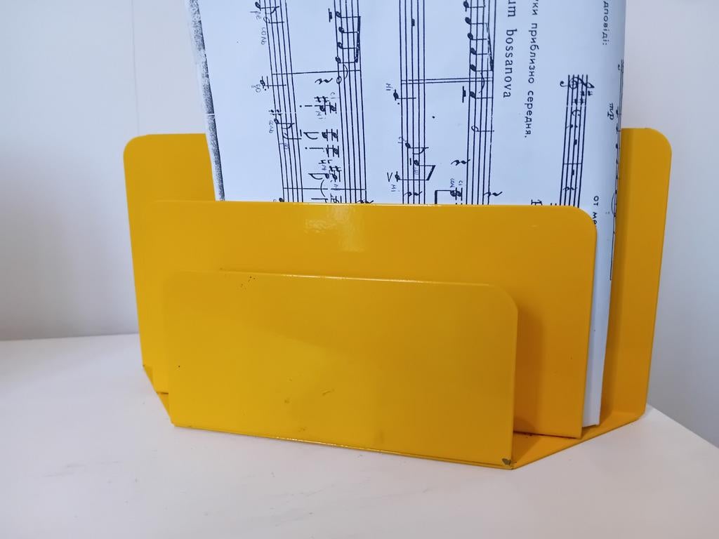 Vintage Gele Metalen Brievenstandaard, Ophalen of Verzenden, Gebruikt, Overig