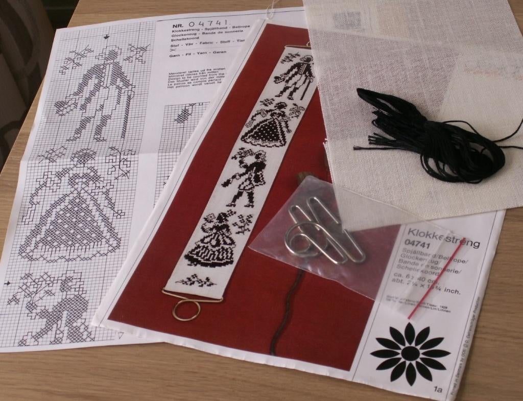 Compleet borduurpakket Schellekoord silhouette zwart wit OOE, Ophalen of Verzenden, Nieuw, Patroon