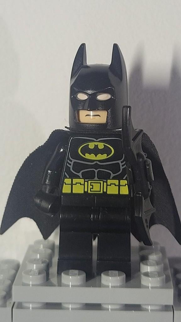 LEGO Minifigure-batman yellow black-In zeer goede staat, Ophalen of Verzenden, Zo goed als nieuw, Complete set, Lego