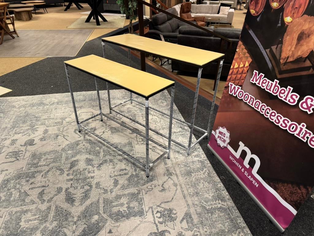 Sidetable 2-delig €189,- metaal Light Mustard /Zwart, Huis en Inrichting, Tafels | Sidetables, Ophalen, 100 tot 150 cm, Nieuw