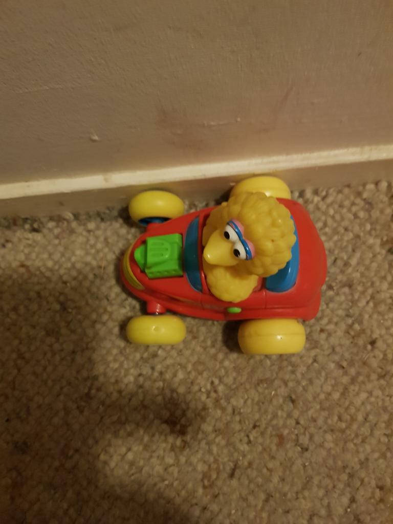 Plastic auto met Pino, werkt op batterijen., Kinderen en Baby's, Ophalen