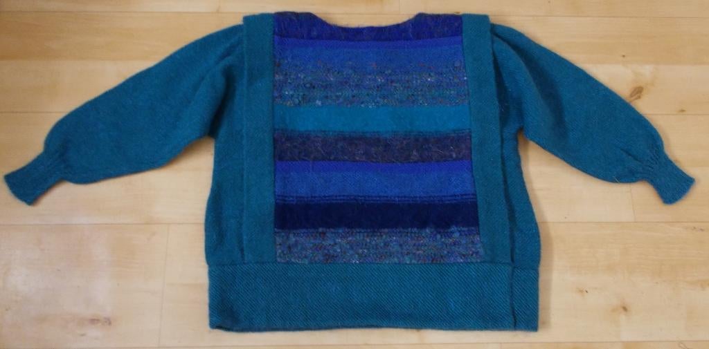 Aparte handgemaakte mooie kleuren trui! L, Kleding | Dames, Ophalen of Verzenden, Zo goed als nieuw, Maat 42/44 (L), Blauw