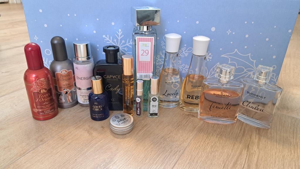 Verschillende parfums, Sieraden, Tassen en Uiterlijk, Uiterlijk | Parfum, Zo goed als nieuw, Ophalen of Verzenden