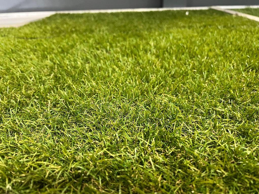 40m2 Nieuw Kunstgras! 30mm met Mosdraad! (4m x 10m) €400,-, Kunstgras, Nieuw, Ophalen of Verzenden, Magazijnweg 14