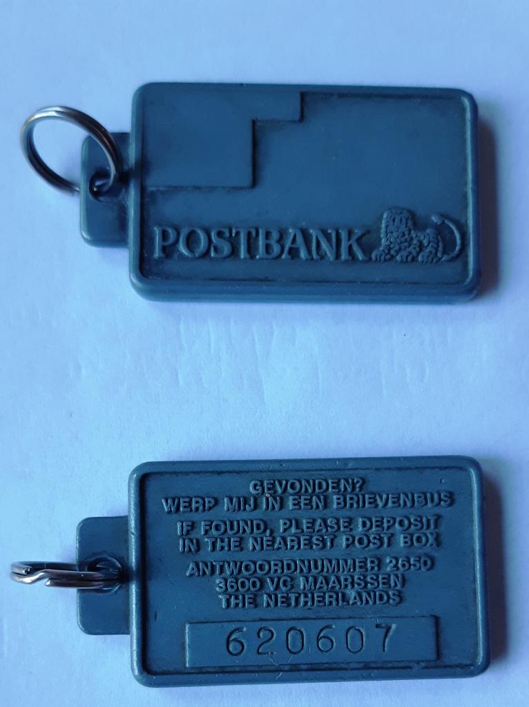 postbank hanger, Ophalen, Zo goed als nieuw