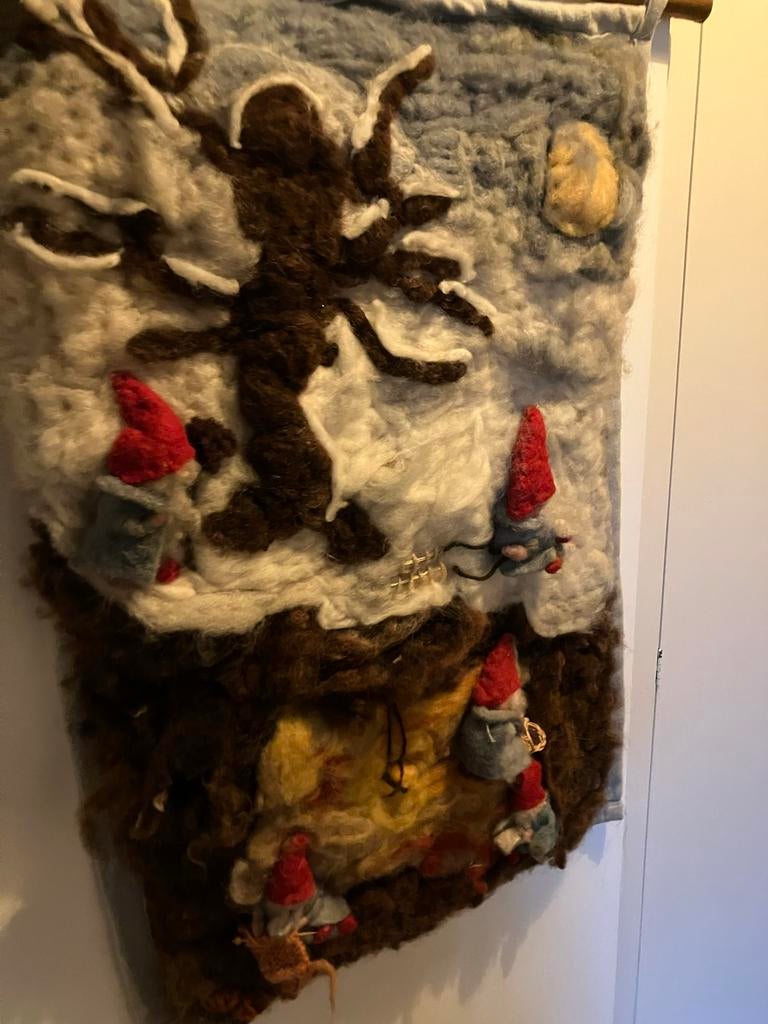 Vilten Kabouter Wandkleed - 50x70 cm, Gebruikt, Bruin, Rechthoekig, 50 tot 100 cm