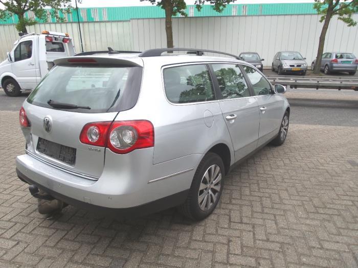 Trekhaak van een Volkswagen Passat, Gebruikt, -, Volkswagen, -