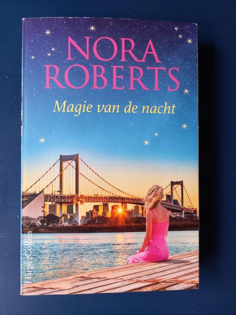 p3 Magie van de nacht - Nora Roberts, Ophalen of Verzenden, Zo goed als nieuw