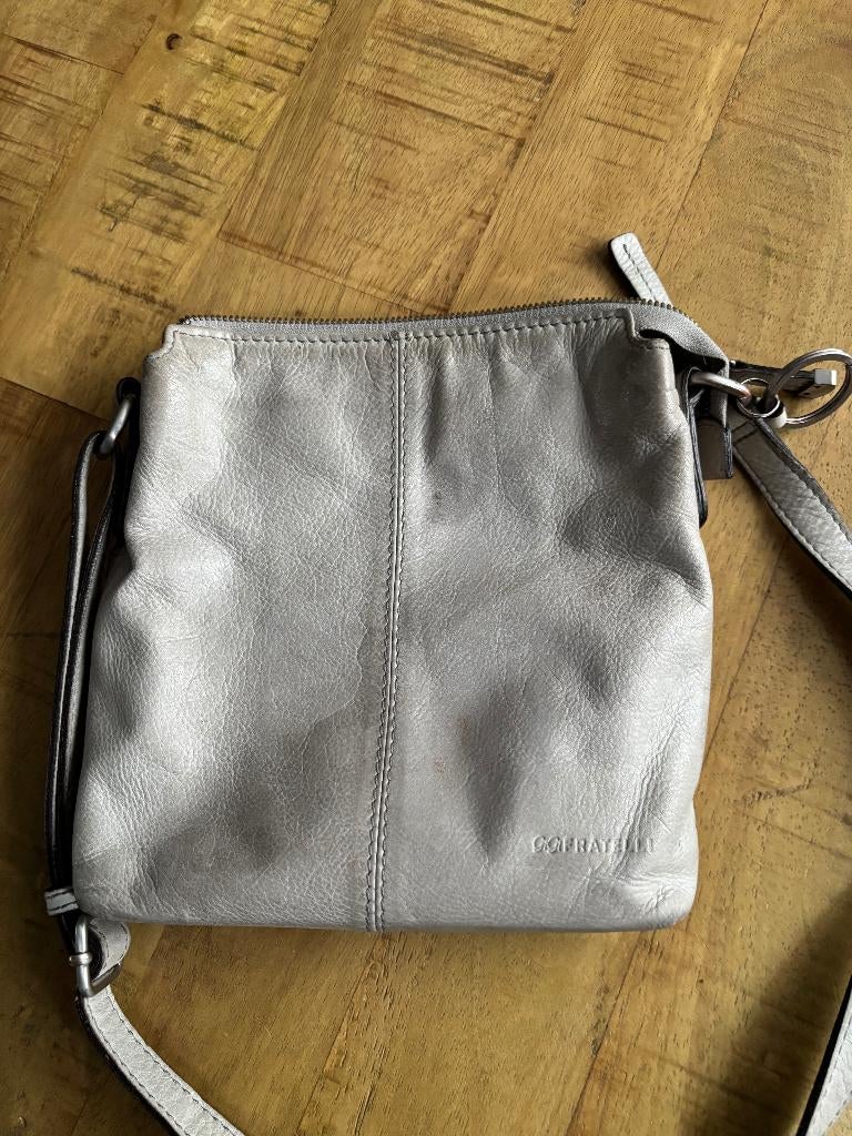 Gigi Fratelli  Leren Schoudertas en Portemonnee, Sieraden, Tassen en Uiterlijk, Ophalen of Verzenden, Gebruikt, Grijs, Schoudertasje