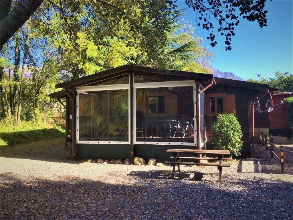 Chalet Porlezza - Italië - vraagprijs  vanaf € 25.000, 5 personen, 2 slaapkamers, Lombardije en Merengebied, Recreatiepark