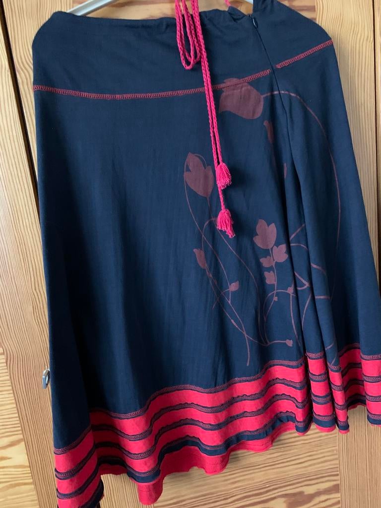 Damesrok, Maat 38/40 (M), Zwart, Ophalen of Verzenden, Zo goed als nieuw