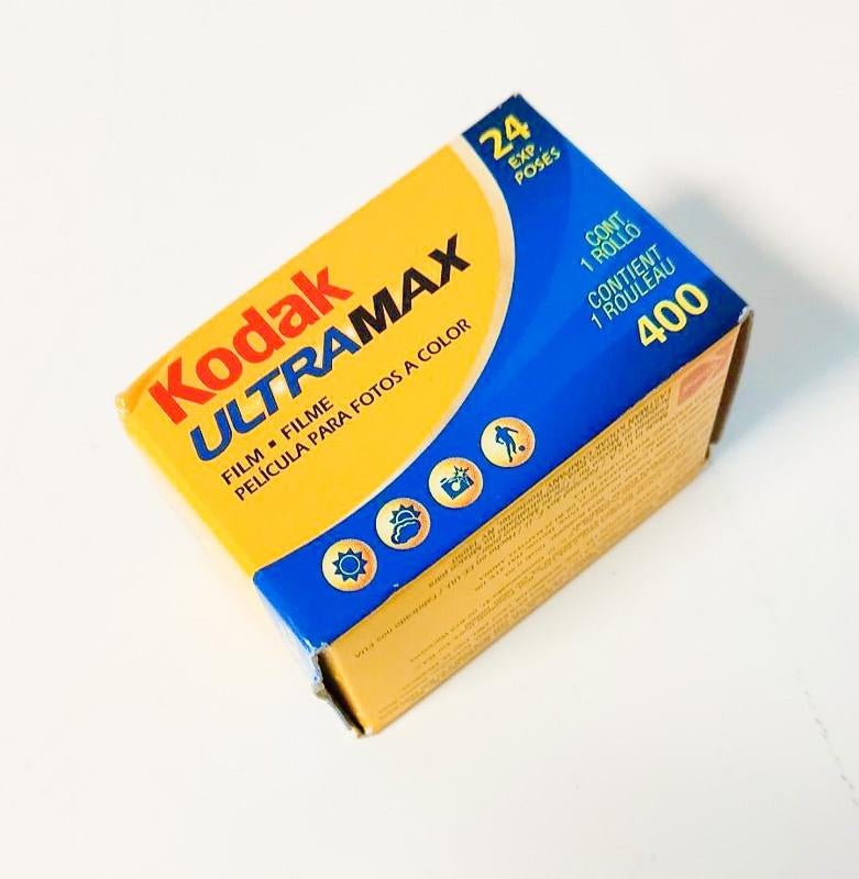 11 kleinbeeldfilms, Kodak, Fujifilm, Ilford - dia/negatief, Ophalen of Verzenden, 35mm film