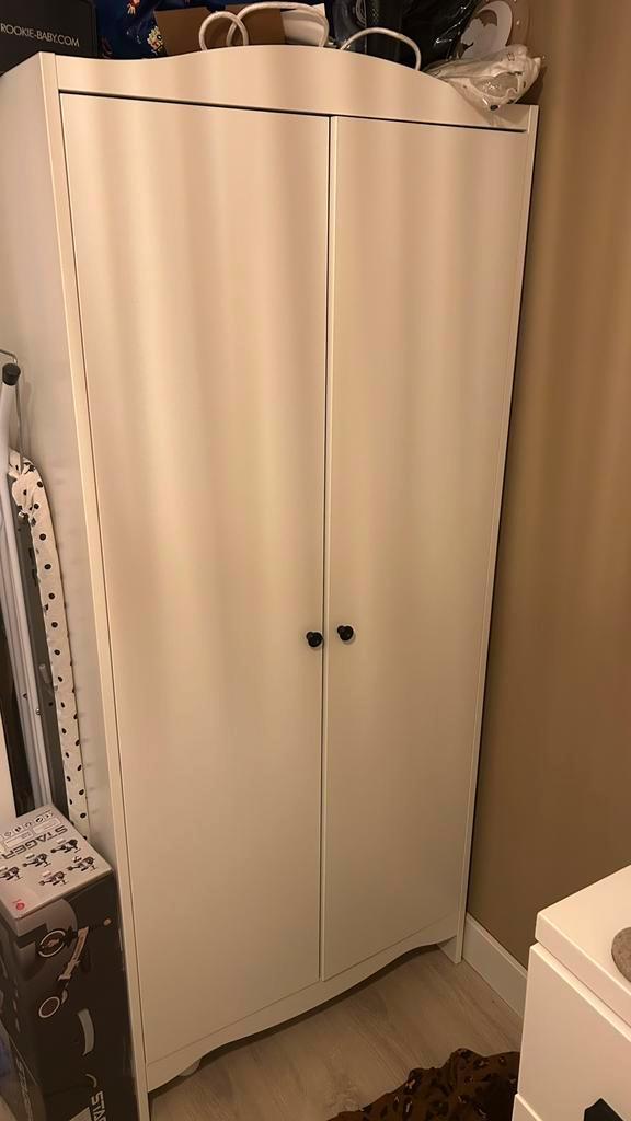 Kleding kast, Huis en Inrichting, Kasten | Kledingkasten, Ophalen of Verzenden, Zo goed als nieuw, 50 tot 75 cm, 150 tot 200 cm