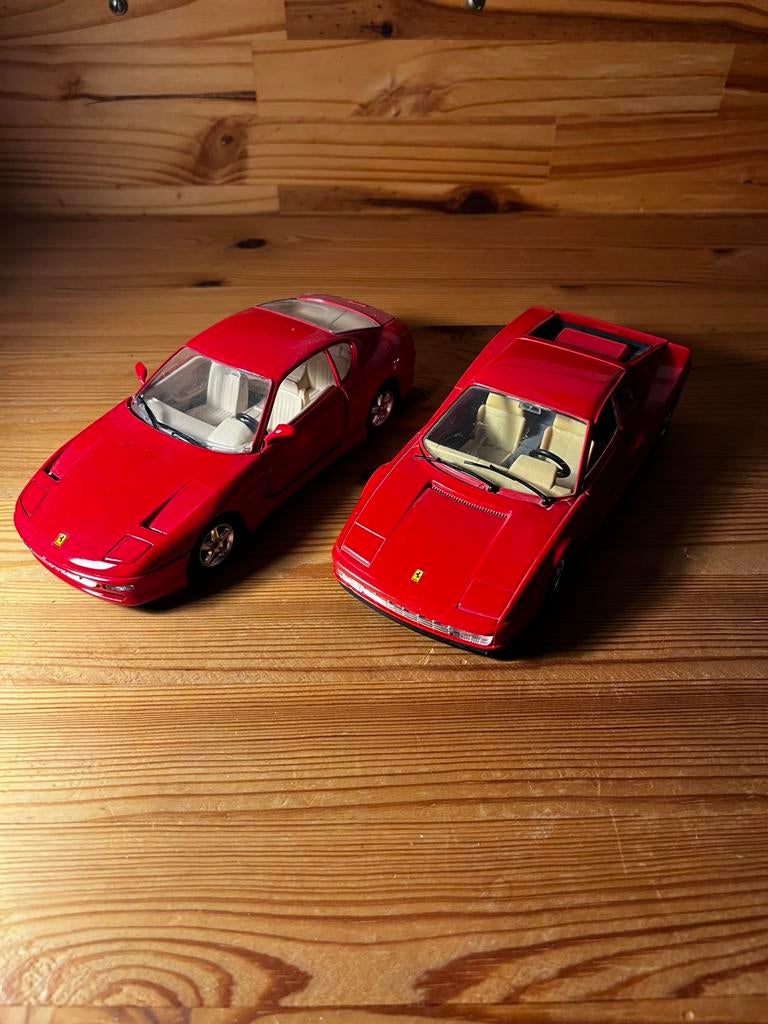 Ferrari testarossa/456GT, Hobby en Vrije tijd, Modelauto's | 1:24, Ophalen of Verzenden, Zo goed als nieuw, Bburago