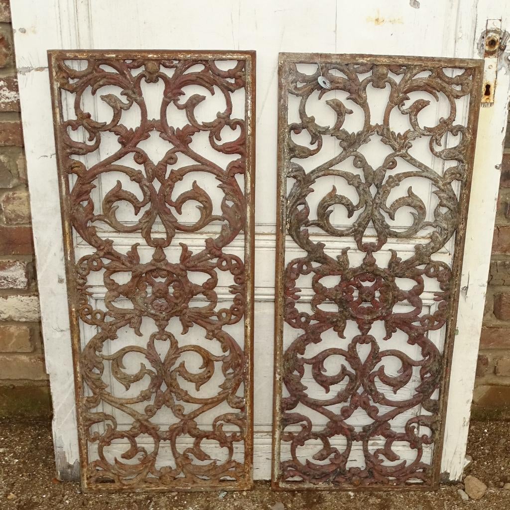 groot aantal ijzeren roosters deurrooster raamrooster, Antiek en Kunst, Ophalen