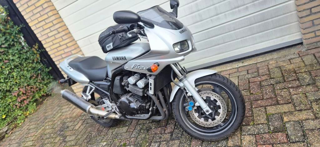 Yamaha Fazer 600, Motoren, Motoren | Yamaha, Sportuitlaat, 4 cilinders, Particulier, Toermotor